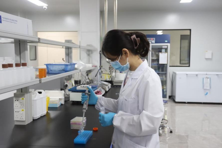 “行進(jìn)中國”調(diào)研行 品牌廣東|全鏈路自主研發(fā) 惠及讓利更多患者